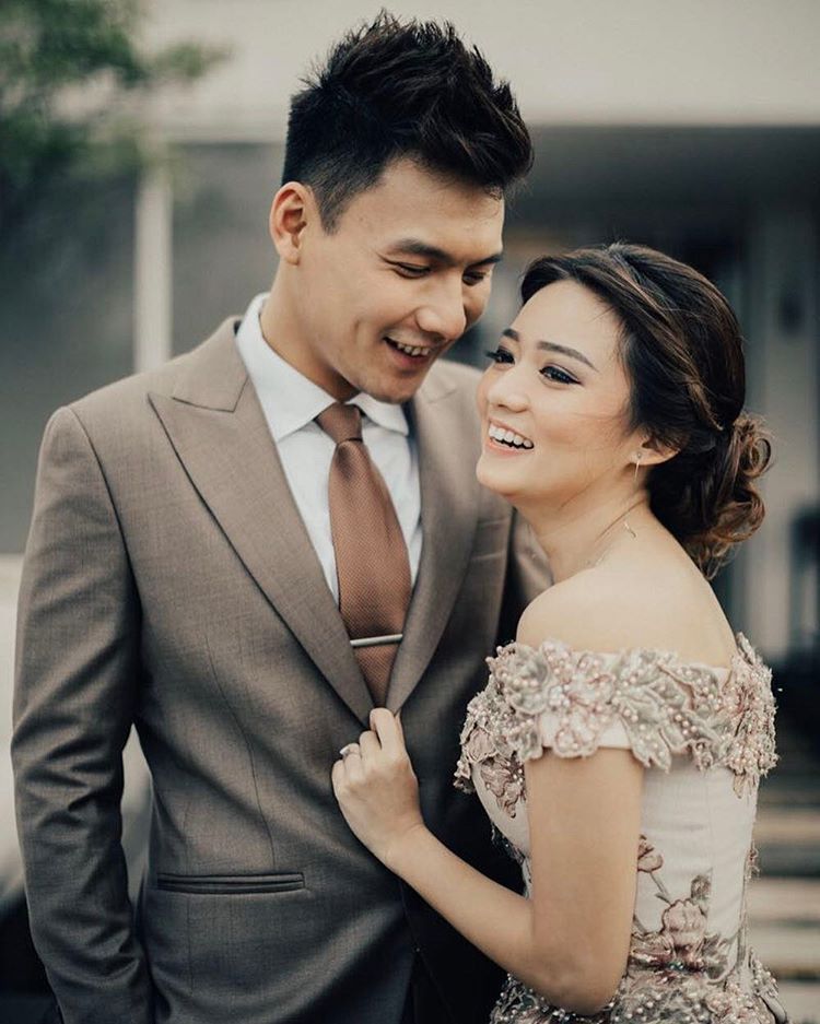 website pernikahan dan undangan pernikahan online